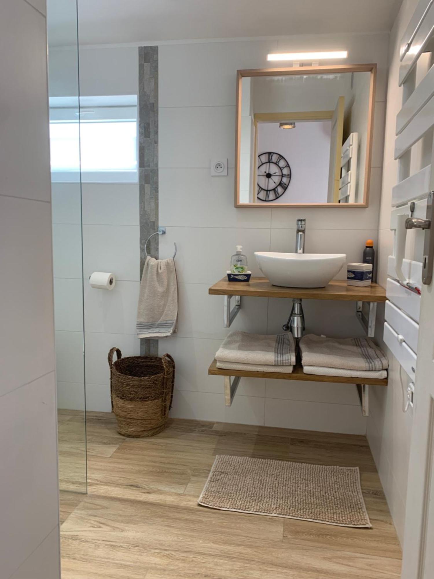 Studio Independant, Front De Mer Et Plage A 200M Antibes Zewnętrze zdjęcie